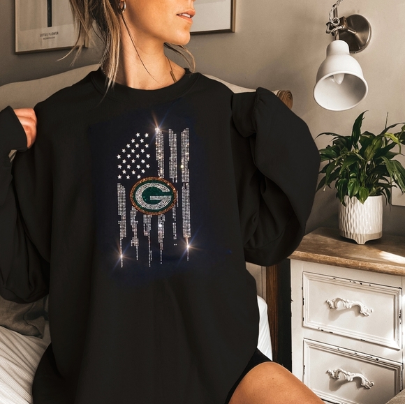New Bling Green Bay Packers UNISEX Rhinestone Crewneck Sweatshirt Sizes Small … - Picture 1 of 2